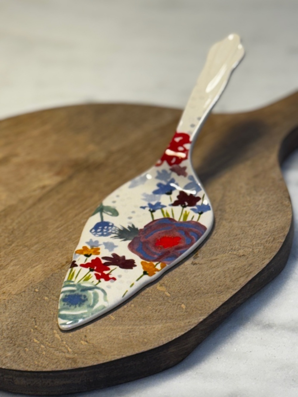 The Pioneer Woman Floral White Stoneware Cake Server